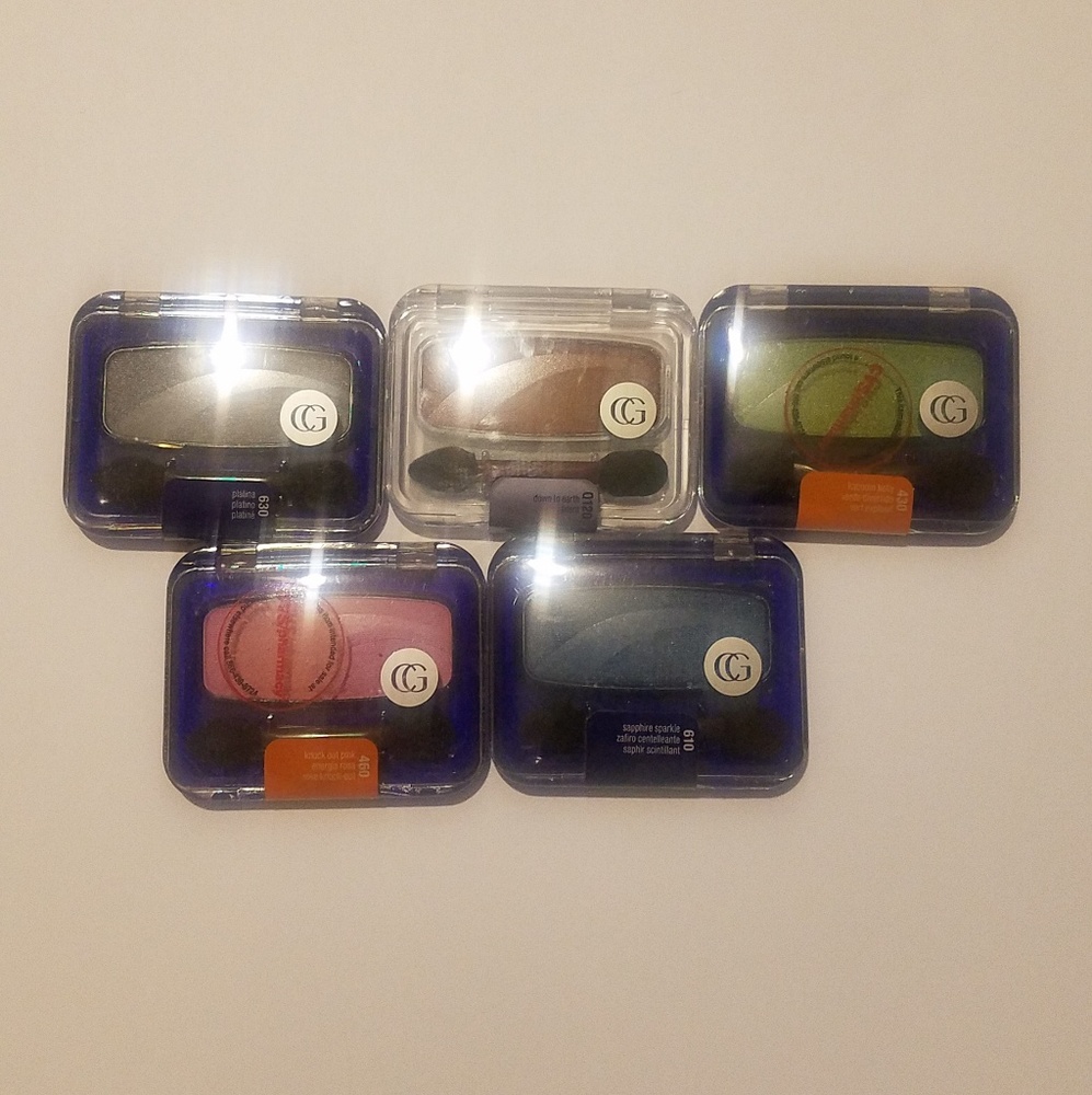 Lot of 5 Covergirl eye shadow